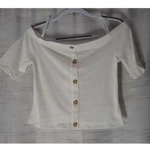 Off the shoulder tee!